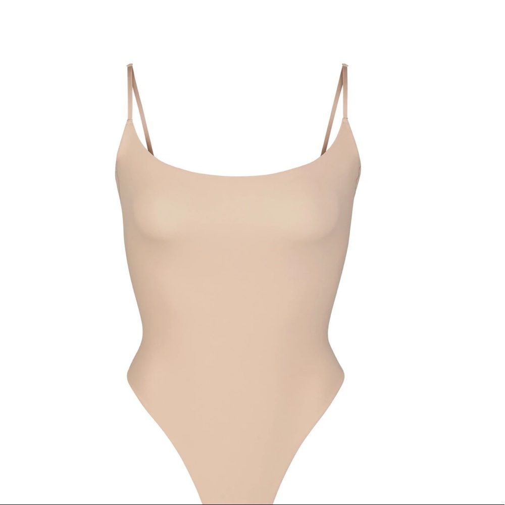 SKIMS Fits Everybody Cami Bodysuit size XL